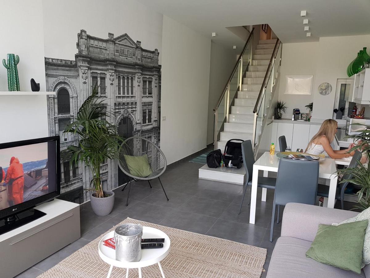 Duplex Maisonette With Heated P-pool And Jacuzzi *